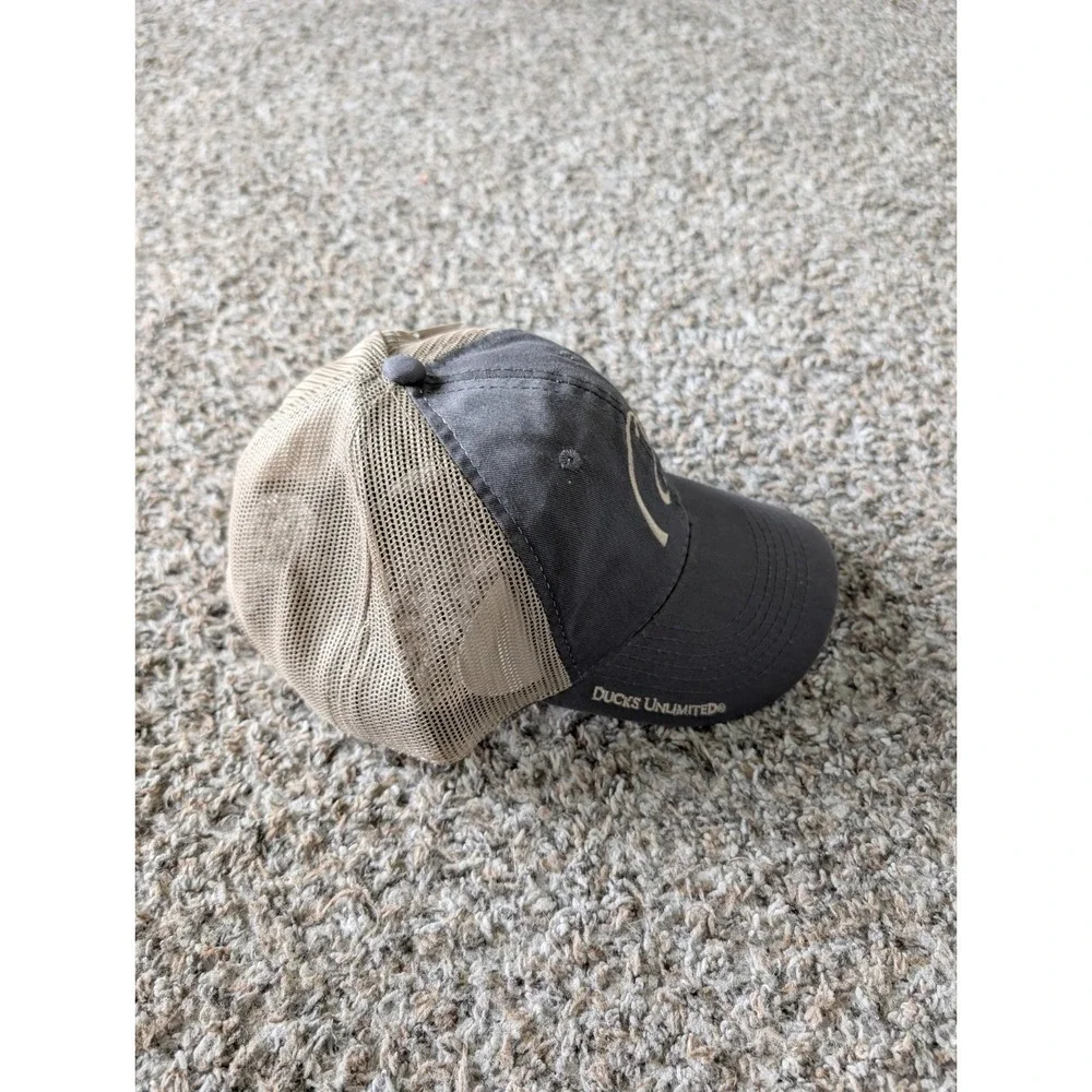 Ducks Unlimited Hat Cap Strap Back One Size Tan Brown Mesh Trucker Mens NWT